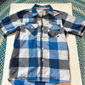 Coastal blue white gray plaid shirt sleeve collared button up shirt
